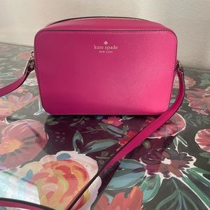 Leather Kate Spade Purse NWOT! 9”x6”x2”